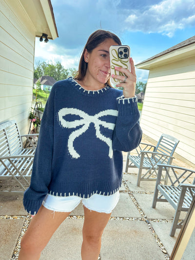 Bow Stitched Sweater - Navy/White