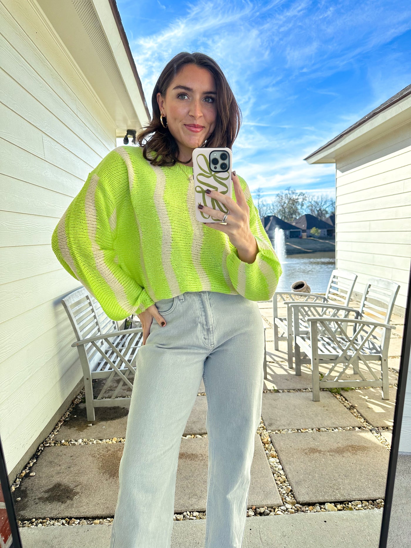 Wavy Sweater - Neon Lime